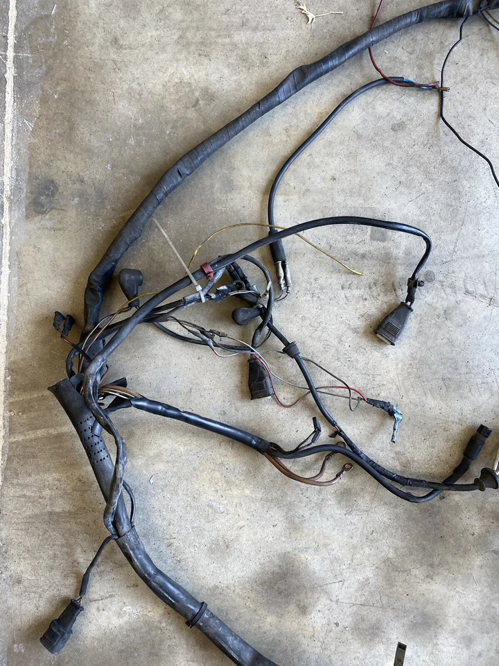 Arnés de cableado de compartimento de motor Porsche 944 1988 original OEM Foto 4 de 4