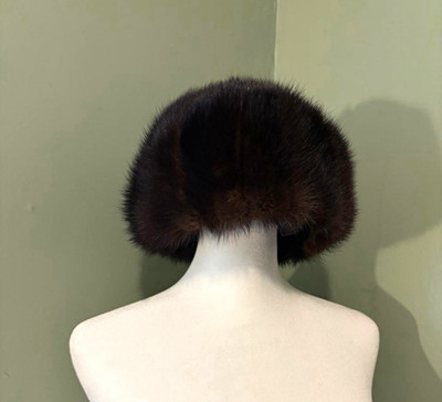 Vintage 1950s Betmar Mink Fur Pillbox Hat