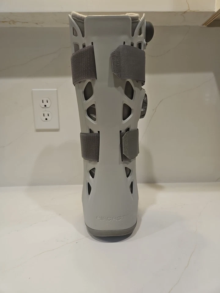 Bota de Caminhada Aircast AirSelect Walker Brace/Walking Tamanho Médio  - Imagem 4 de 4