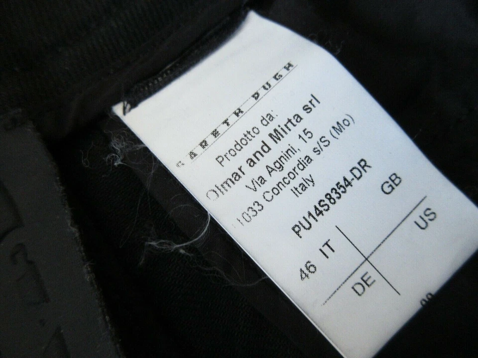 GARETH PUGH SHOW TRAP CROPPED PANTS SHORTS, CUT PLEAT LONG LINED (31x14) BLACK - Image 3 of 4