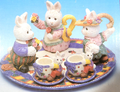Young's Collectables RABBIT TEA SET, New (30340)