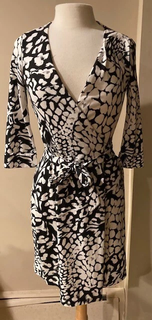 Diane von furstenberg cheap animal print wrap dress