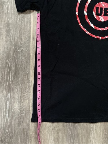 Large Genuine Merchandise Chicago Cubs Shirt NWT 100% Cotton Unisex Black Red - Picture 9 of 9