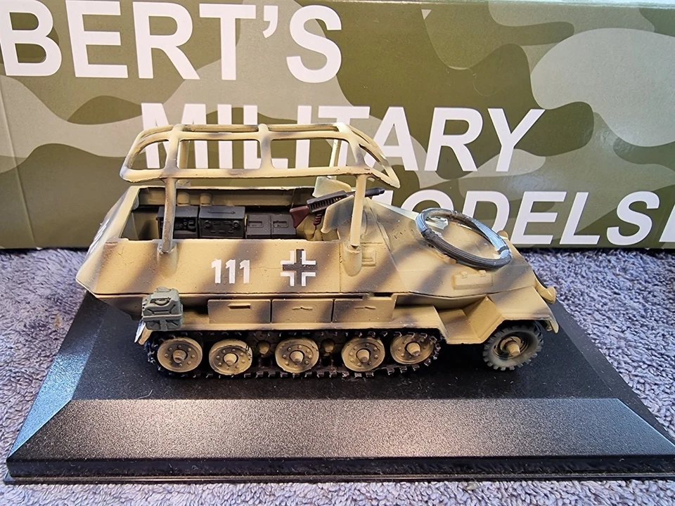 Corgi Toys/ BMM German SdKfz 251 ,Command version , Kursk, Russia 1943 # 02. - Bild 3 von 4