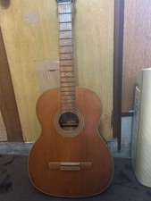 Yamaha Dynamic Guitar S50 6-saitige Akustikgitarre Holzkörper & Hals
