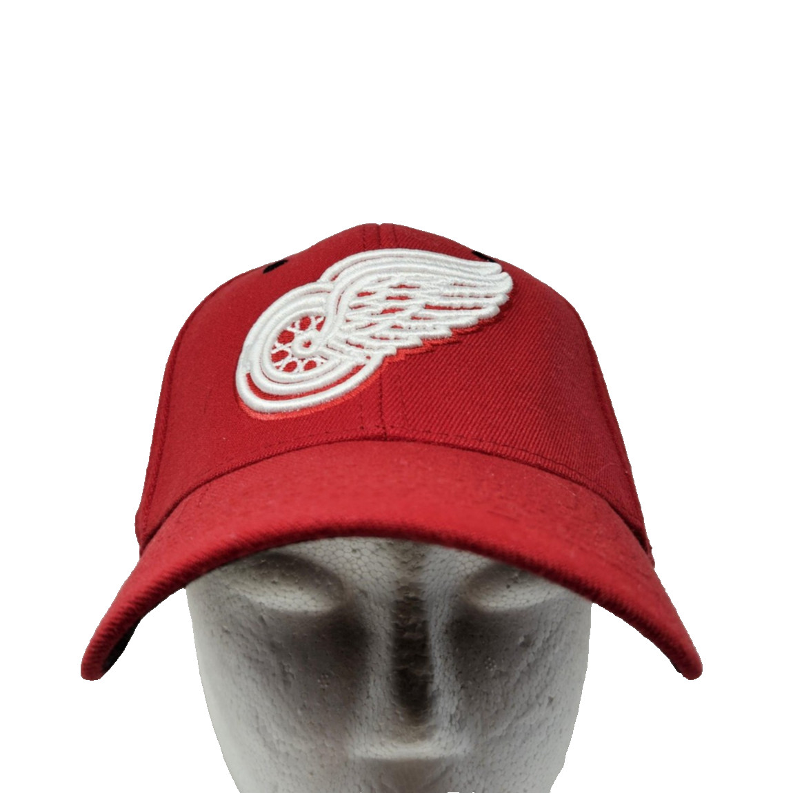 Detroit Red Wings Hat Cap Fitted Mens One Size Red NHL Hockey Reebok One Fit