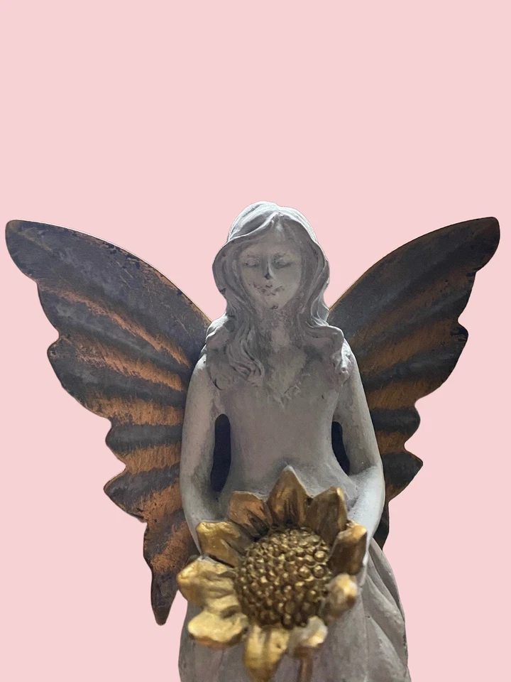 2 Garden Fairy Figurines - Image 2 of 4