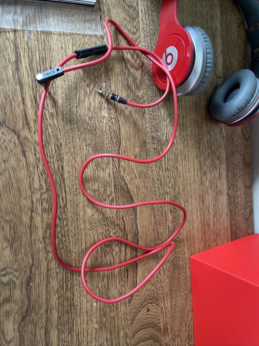 Beats by Dr. Dre Solo HD Headphones Red Used Working All Beats by Dr. Dre Solo HD Headphones Red Used Working All