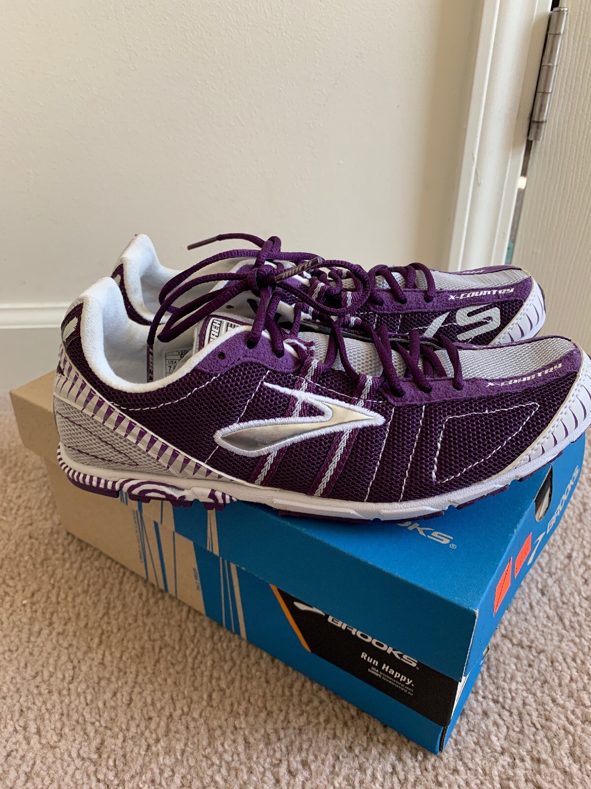 brooks mach 11 womens on sale