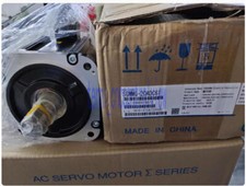 New 1PCS YASKAWA SGMMG-20ADC61 servo motor In Box