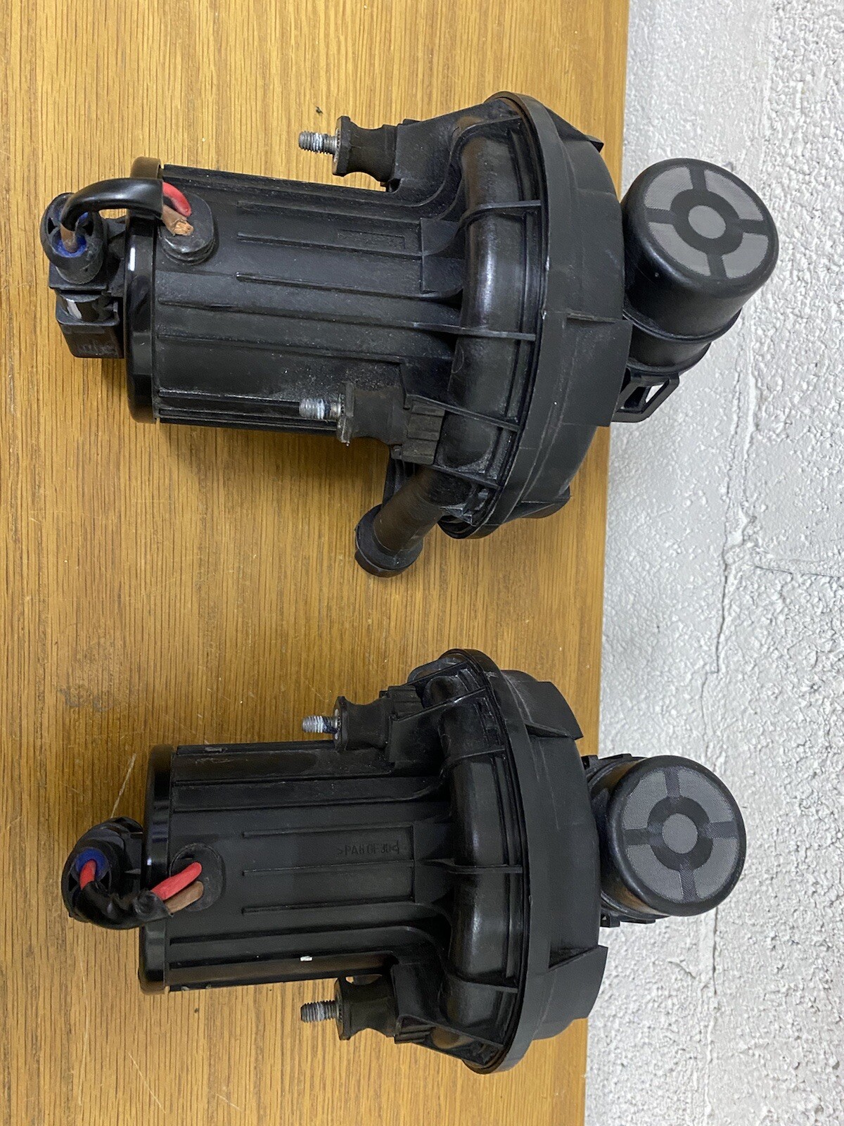 16-18 McLaren 570 GT Secondary Air Injection Pump Pierburg 06G959253A Item #043