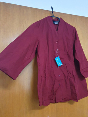 creation Damen Bluse Rot V-Ausschnitt 3/4-Arm Knopfleiste Gr. 40 neu A728