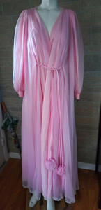 Claire Sandra Lucie Ann Chiffon Peignoir Pom Pom Hollywood Glam sweep robe S 34