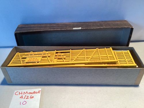 Nuevo de Lote Antiguo Main Line Modelos Calibre O Union Pacific Stock Car #46328 Kit #OSC-46 | Zustand: New