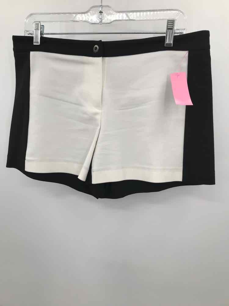 Pre-Owned Liquid NY Black Size 8 Basic Shorts - image 1