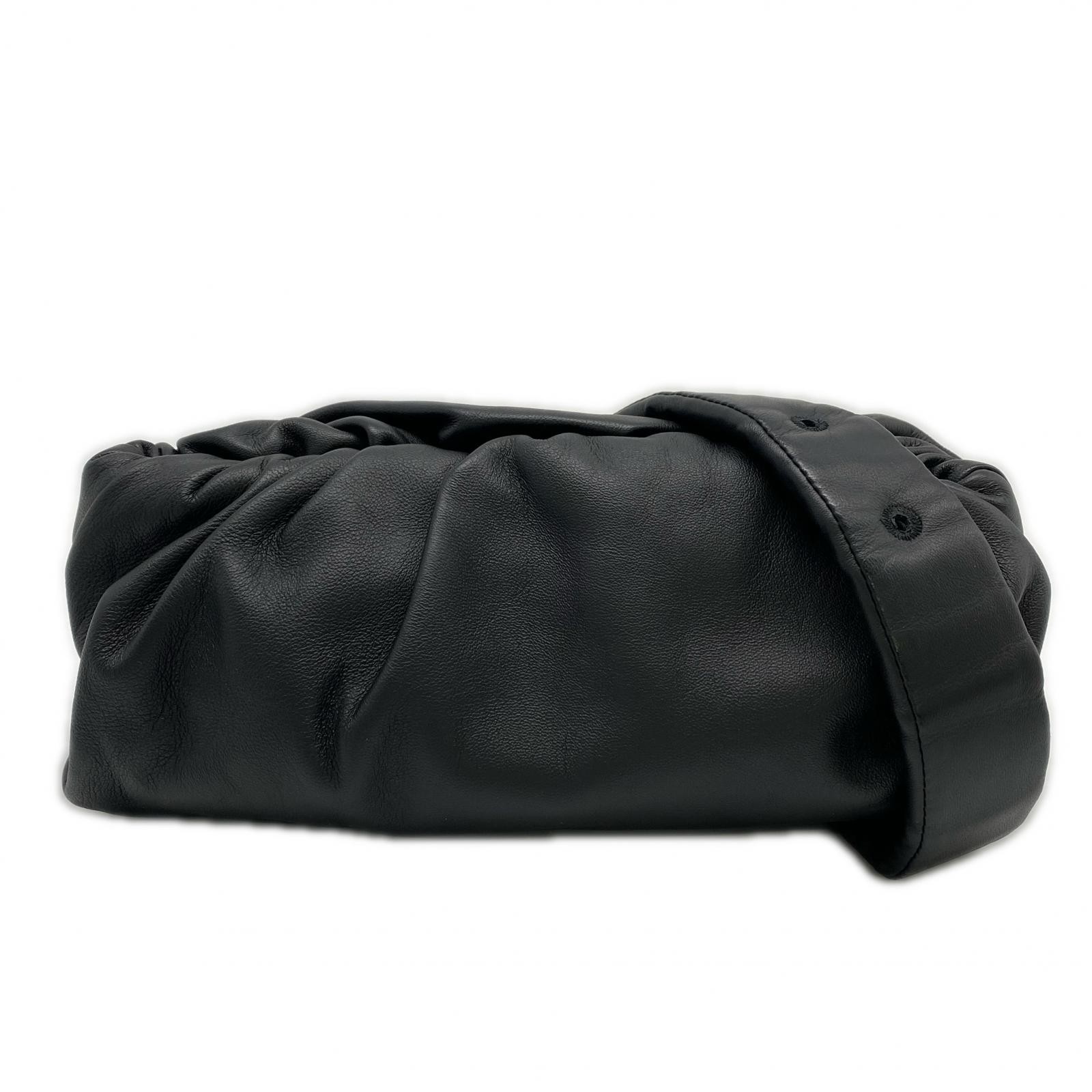 BOTTEGAVENETA The body pouchHandbag black lambskinB08826643M