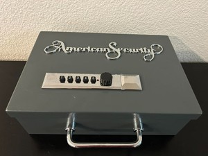 AMSEC (American Security) Handgun Safe Steel Pistol Box W/Carry Handle