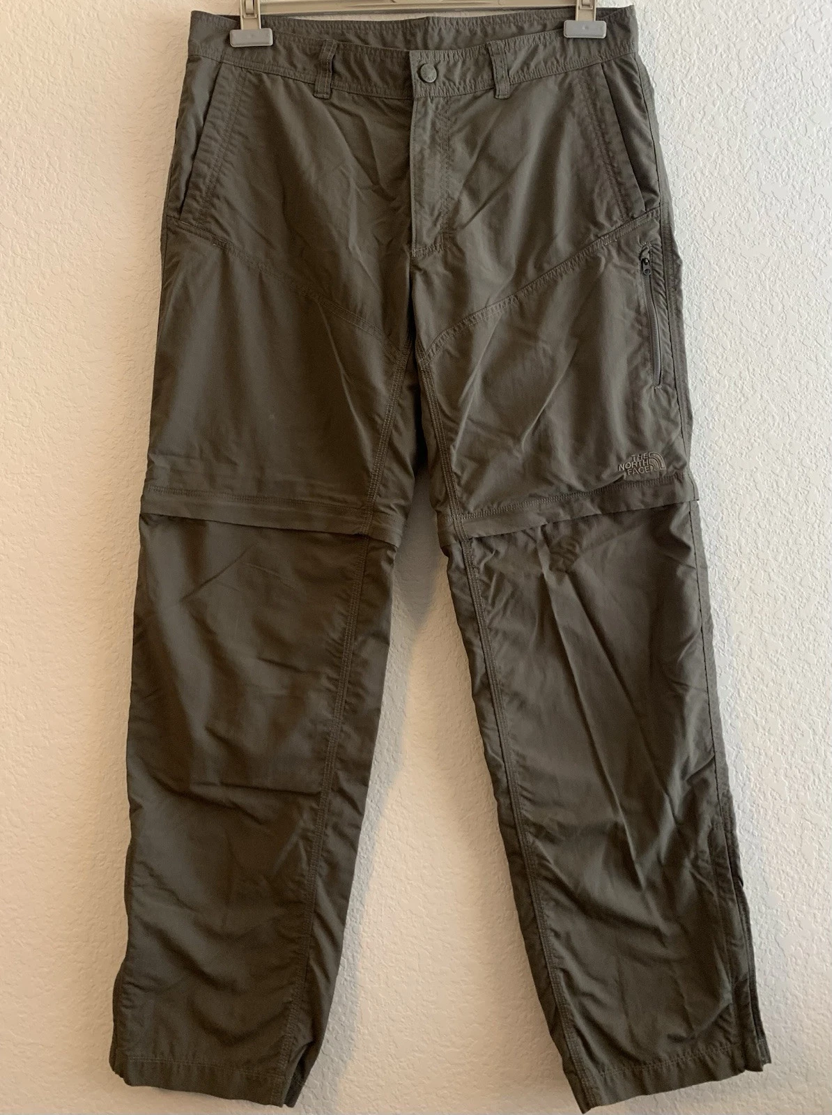 North Face Outdoor Nylon Convertible Pants Mens Size 36WX32L Green Color!
