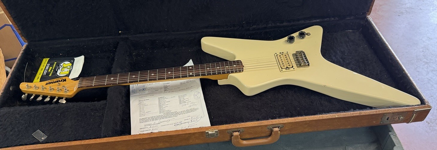 Vintage Kramer Voyager Electric Guitar w /  Original Case, Strap