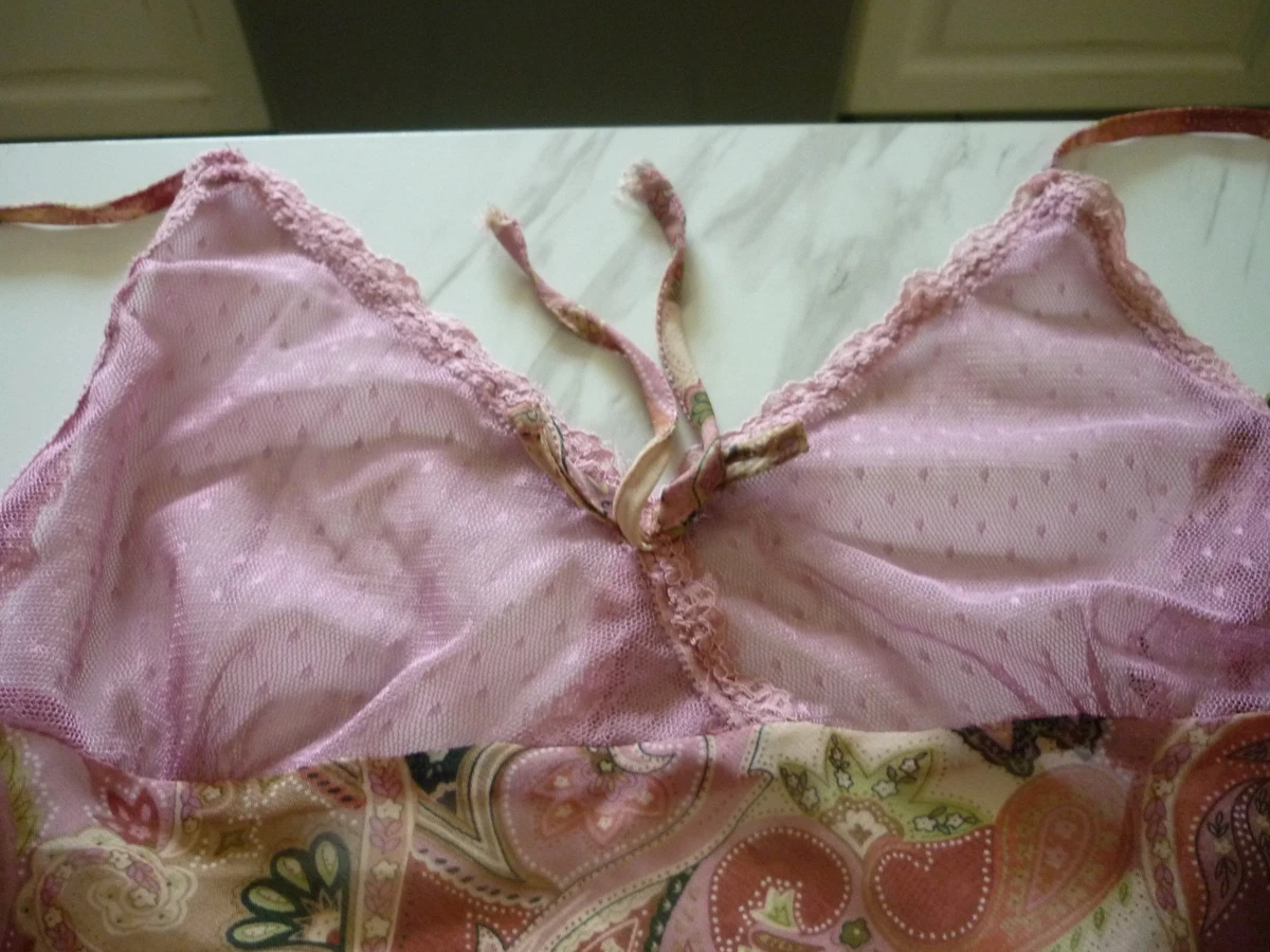 1990s .Ensemble nuisette et déshabillé rouge Neyret , pure soie. Taille