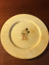 Vintage Mickey Mouse Children’s Plastic Plate, Safetyware PM 362, 7” diameter