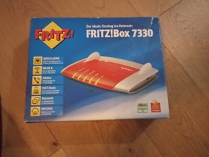 Fritz!box 7330 inklusive Netzteil und Kabel