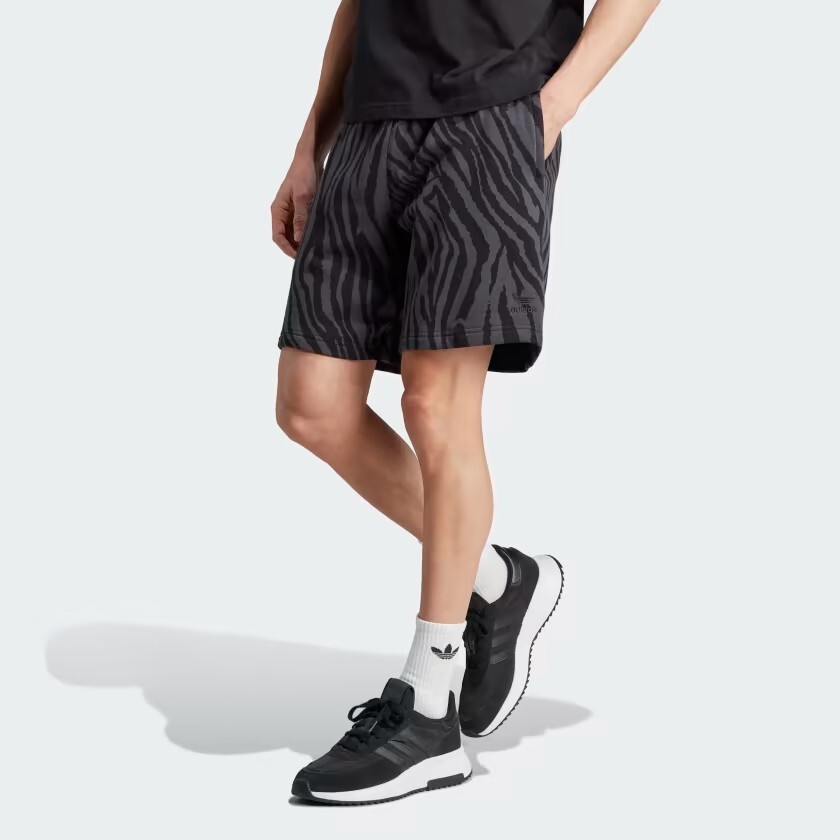 adidas GRAPHICS ANIMAL SHORTS Black Size 2XL $65 MSRP | eBay
