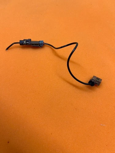 OEM Ford Mach-E LEFT SIDE EXTERIOR MIRROR CAMERA CONNECTOR PLUG 59Z178 59Z176