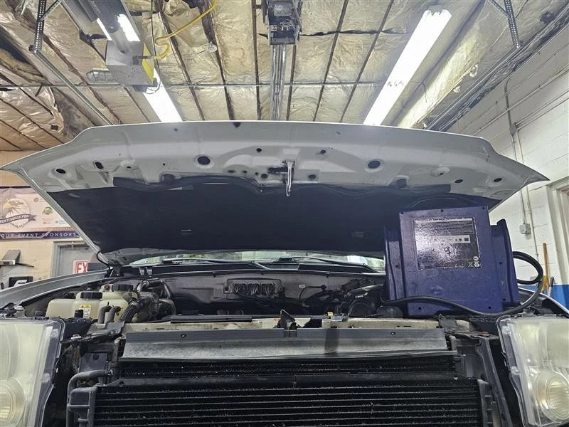 Hood FORD ESCAPE 08 09 10 11 12 - Imagem 2 de 2