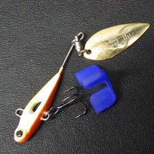 Valley Hill Jado Kurukuru 2 Spin Tail Jig 13g Yellow-Orange Fishing Lure