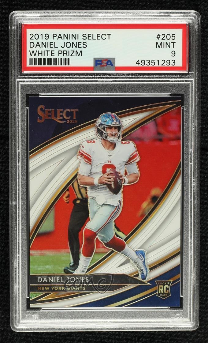 2019 Panini Select Field Level White Prizm 24/35 Daniel Jones PSA 9 MINT 10w9