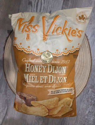 Miss Vickie's Honey Dijon Kettle Cooked Potato Chips, Gluten-Free 200 g (1 Pack)