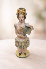 Statuina In Ceramica Di Caltagirone - Figura Femminile Con Fiori