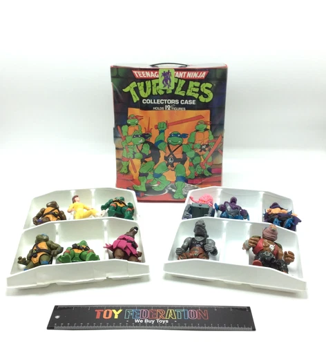 Vtg TEENAGE MUTANT NINJA TURTLES  Collectors Case & 11 Figures