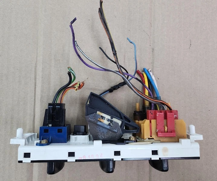 1992-1996 Ford F-150/250/350 Bronco Heater HVAC Climate Control OEM F2DH19C571AB - Image 2 of 4