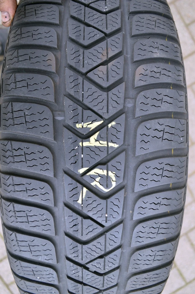 Audi Seat Ateca VW Passat T-Roc Caddy Skoda Superb  Winterräder 215/60 R16 99H - Bild 4 von 4