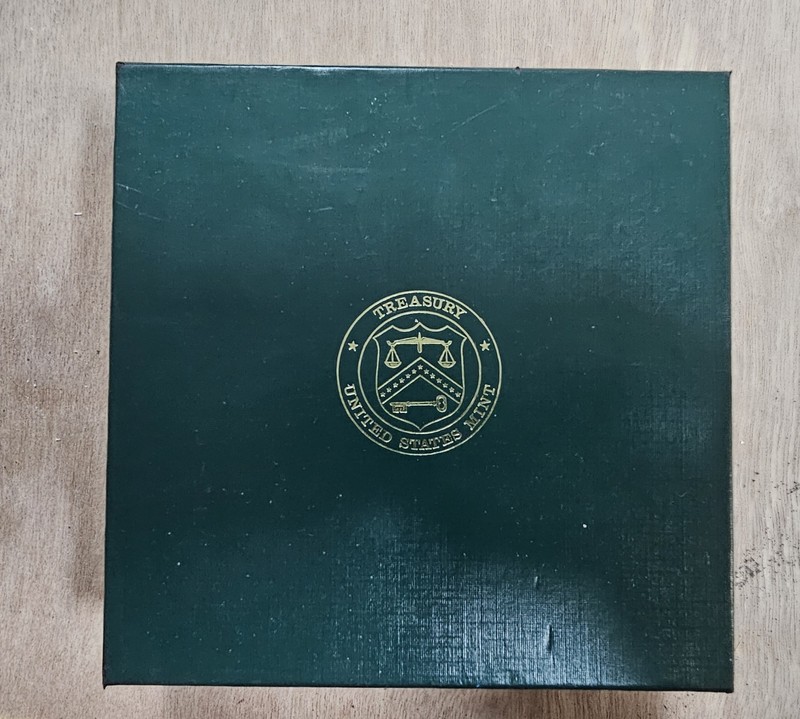 General Colin Powell Commerative Medallion Issued By US Treasury