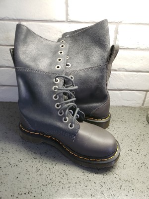 dr martens hazil boots