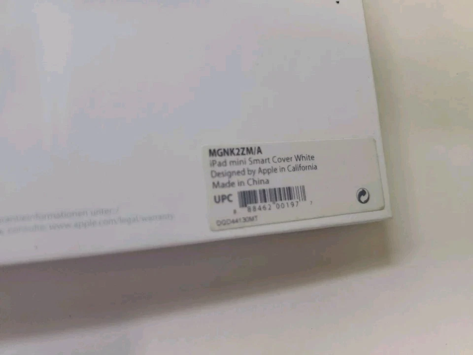 NEW Genuine Apple Smart Cover Case for iPad Mini 1 2 3.  7.9" MGNK22M/A White - Image 2 of 2