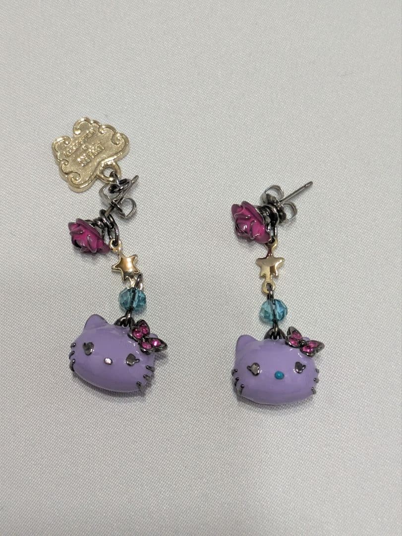 ANNA SUI x HELLO KITTY Limited Edition Earrings with Box New Rare 