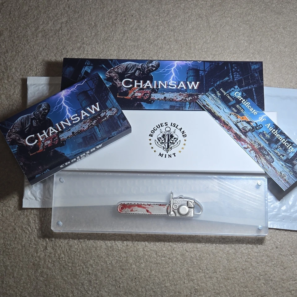 Moneda de plata de 2 oz con motosierra sangrienta en forma de 3D 10 Cedis Ghana 2025 Foto 2 de 4