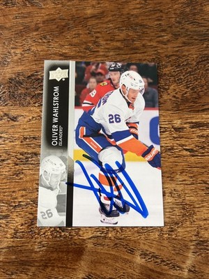 Oliver Wahlstrom IP Signed 2021-22 Upper Deck Card Islanders Autographed