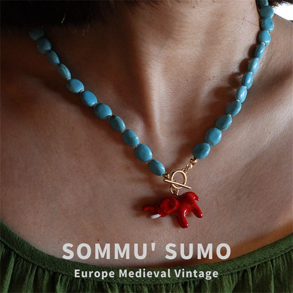 Collar Literario Chapado en Oro Pequeño Elefante Retro Piedra Turquesa Foto 4 de 4