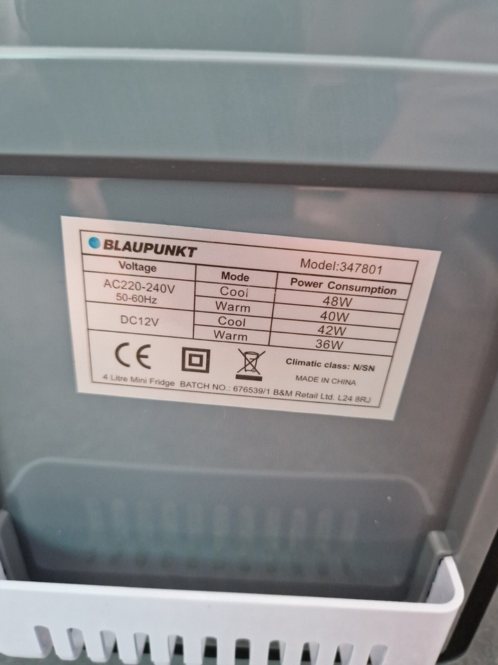 Blaupunkt Mini 4L Fridge Cooler, Ideal Bedroom, Office, Drinks Medicine