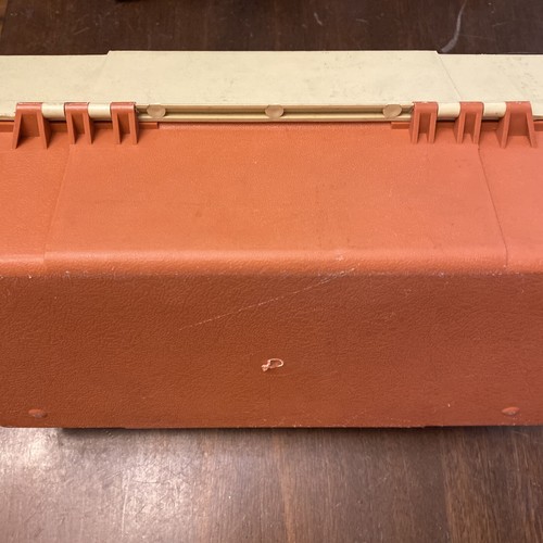 Vtg Plano 5520 Tackle Box Orange and Beige Two Trays Very Clean Excellent Cond - 第 8/10 張圖片
