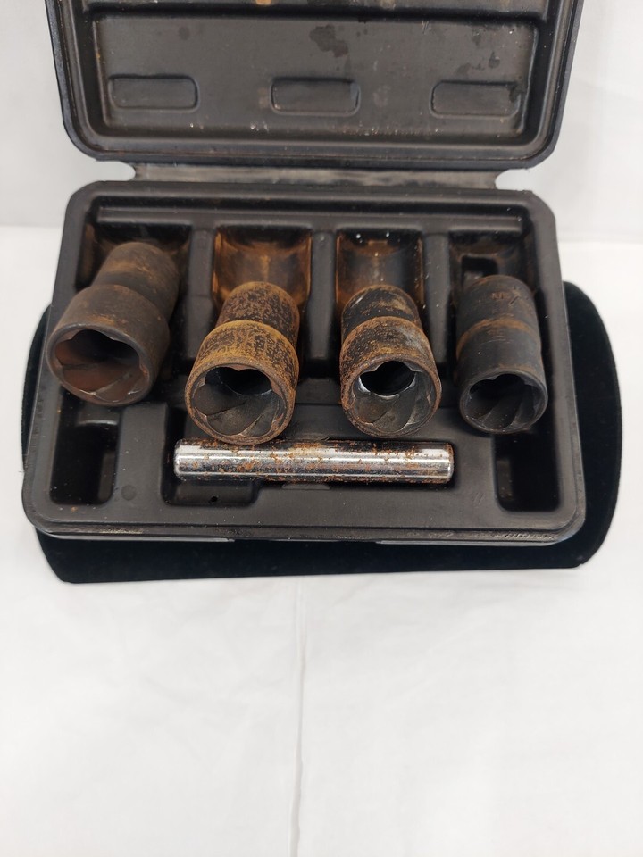 Maddox Universal Locking Lug Nut Removal Set 4 pc Set MC51 (22128213