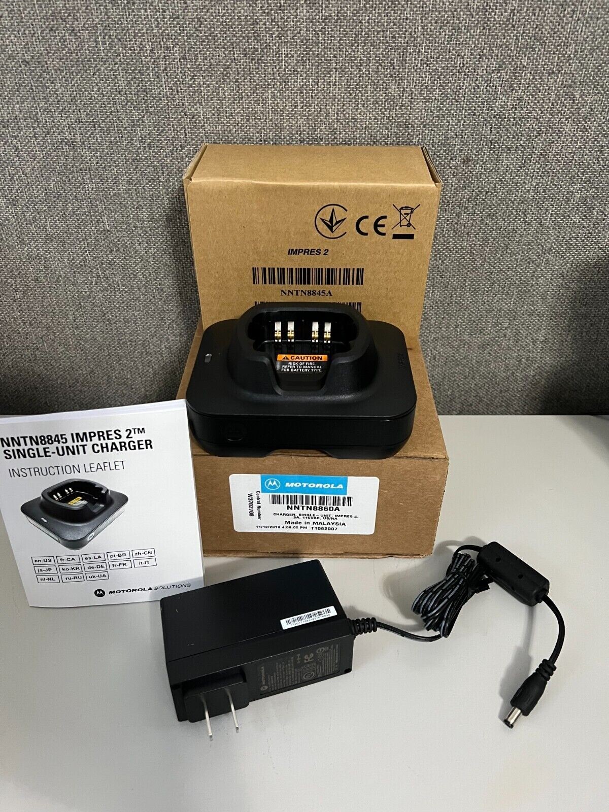 MOTOROLA NNTN8860A IMPRES 2 CHARGER SINGLE UNIT APX8000 APX7000 APX6000