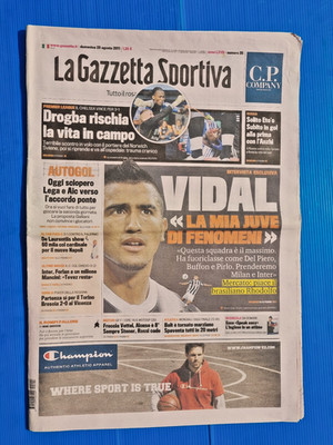 GAZZETTA DES SPORTS 28 AUGUST 2011 VIDAL-JUVENTUS-DROGBA-CHELSEA-USAIN BOLT