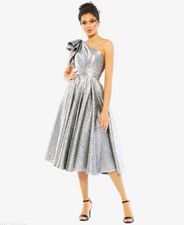 Mac duggal Women’s Silver Metallic One-Shoulder Bow A-Line Midi Dress Size 12