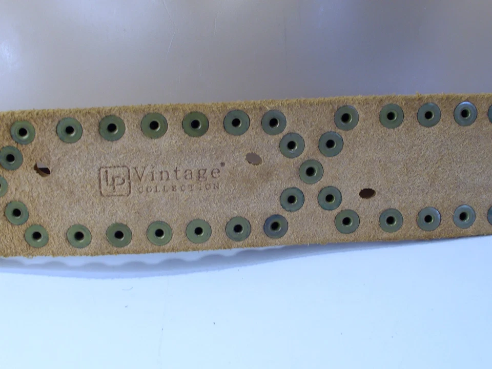 Linea Pelle Vintage Collection with Brass Grommets, Tan Leather Belt, Size Med - Image 2 of 4